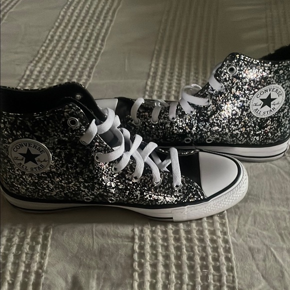 Converse Kids/Womens High-Top Sneakers - Black-multicolored (NWOT) - Picture 6 of 6